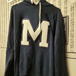 Good American "M" hoodie